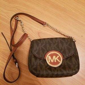 Michael Kors Fulton logo crossbody
